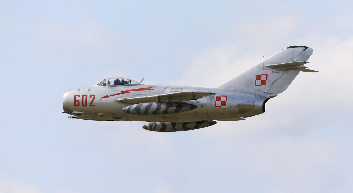 JACL2713.jpg